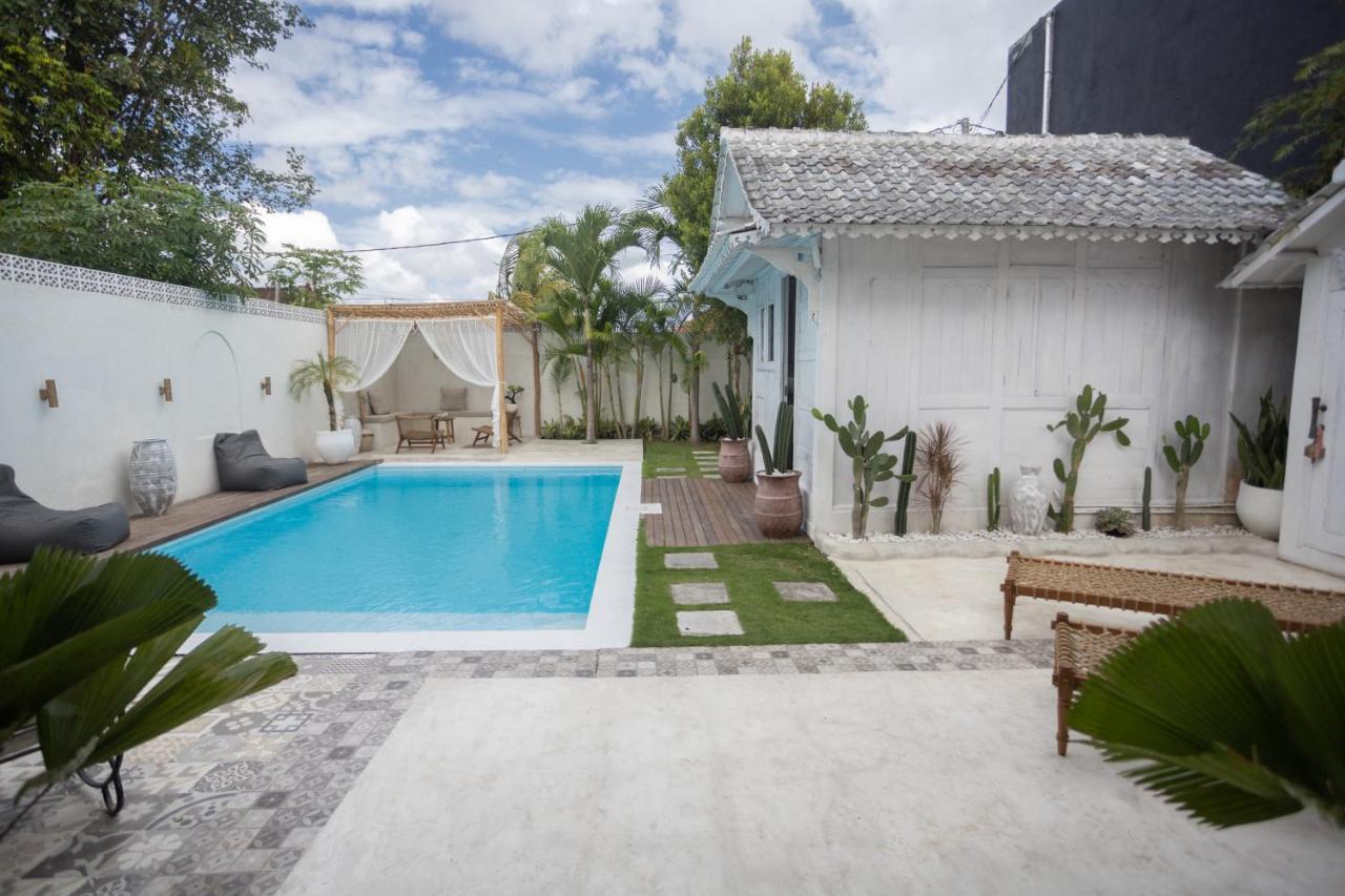 Hostel Gypsy Moon Bali Canggu Exterior foto